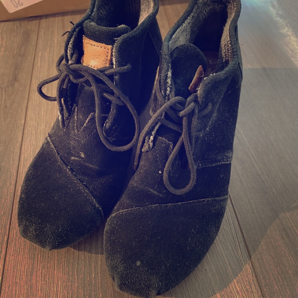 2/$20 TOMS original black suede wedge booties